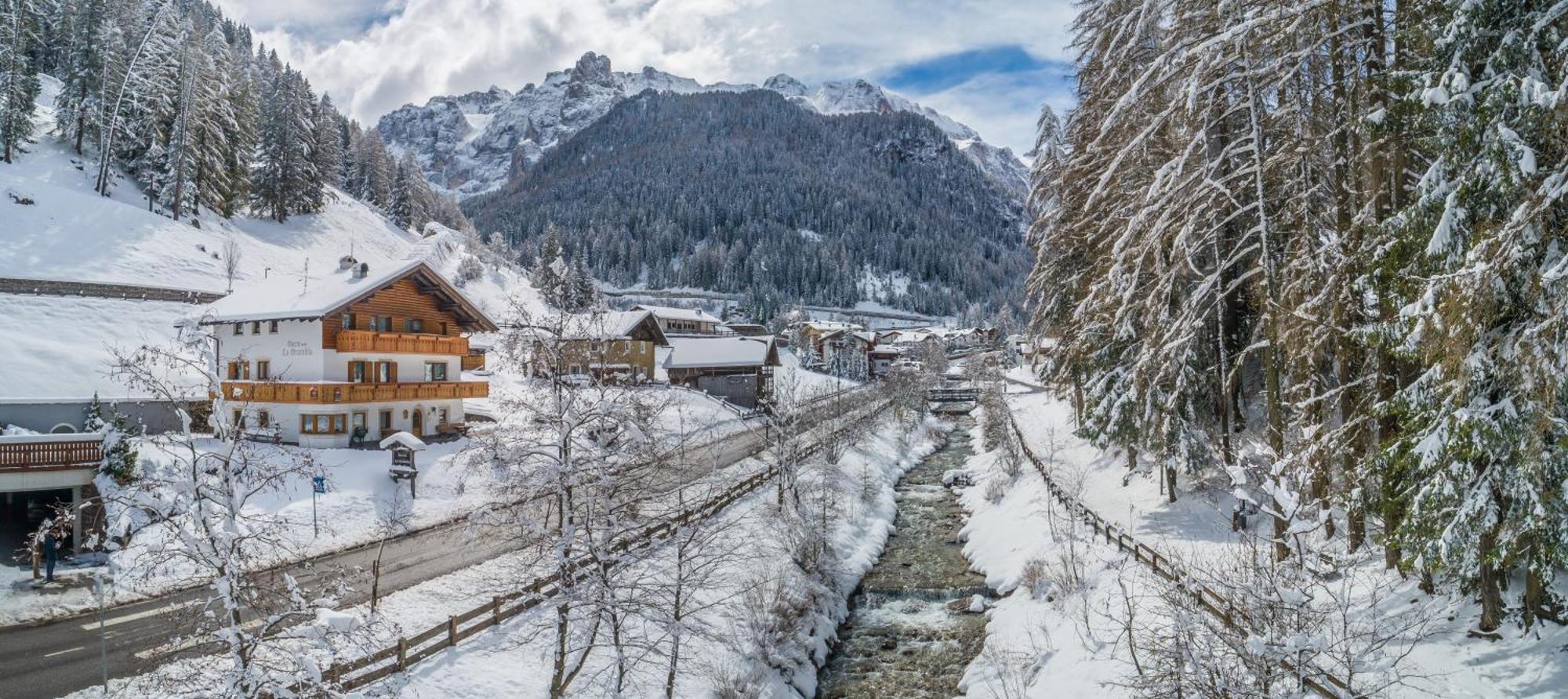 Hotel Garni La Grambla Selva di Val Gardena Exterior foto