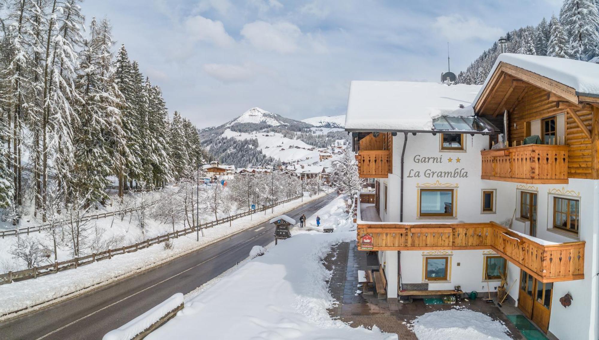 Hotel Garni La Grambla Selva di Val Gardena Exterior foto