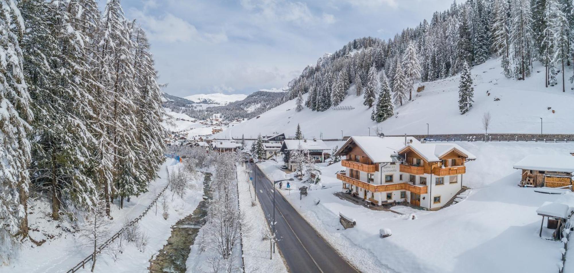 Hotel Garni La Grambla Selva di Val Gardena Exterior foto