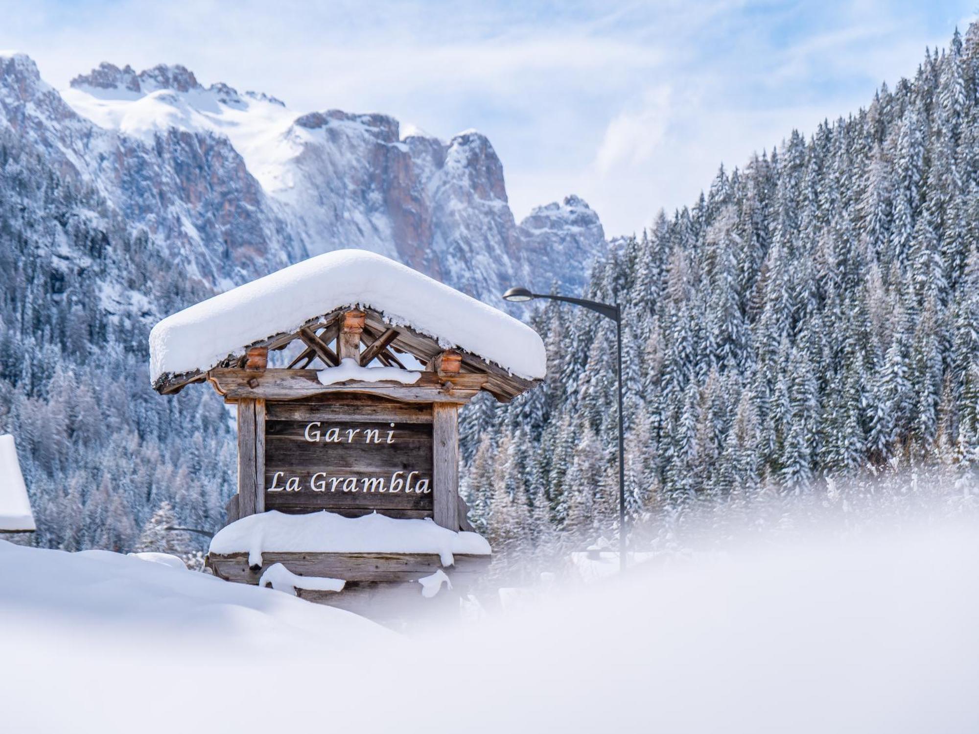 Hotel Garni La Grambla Selva di Val Gardena Exterior foto