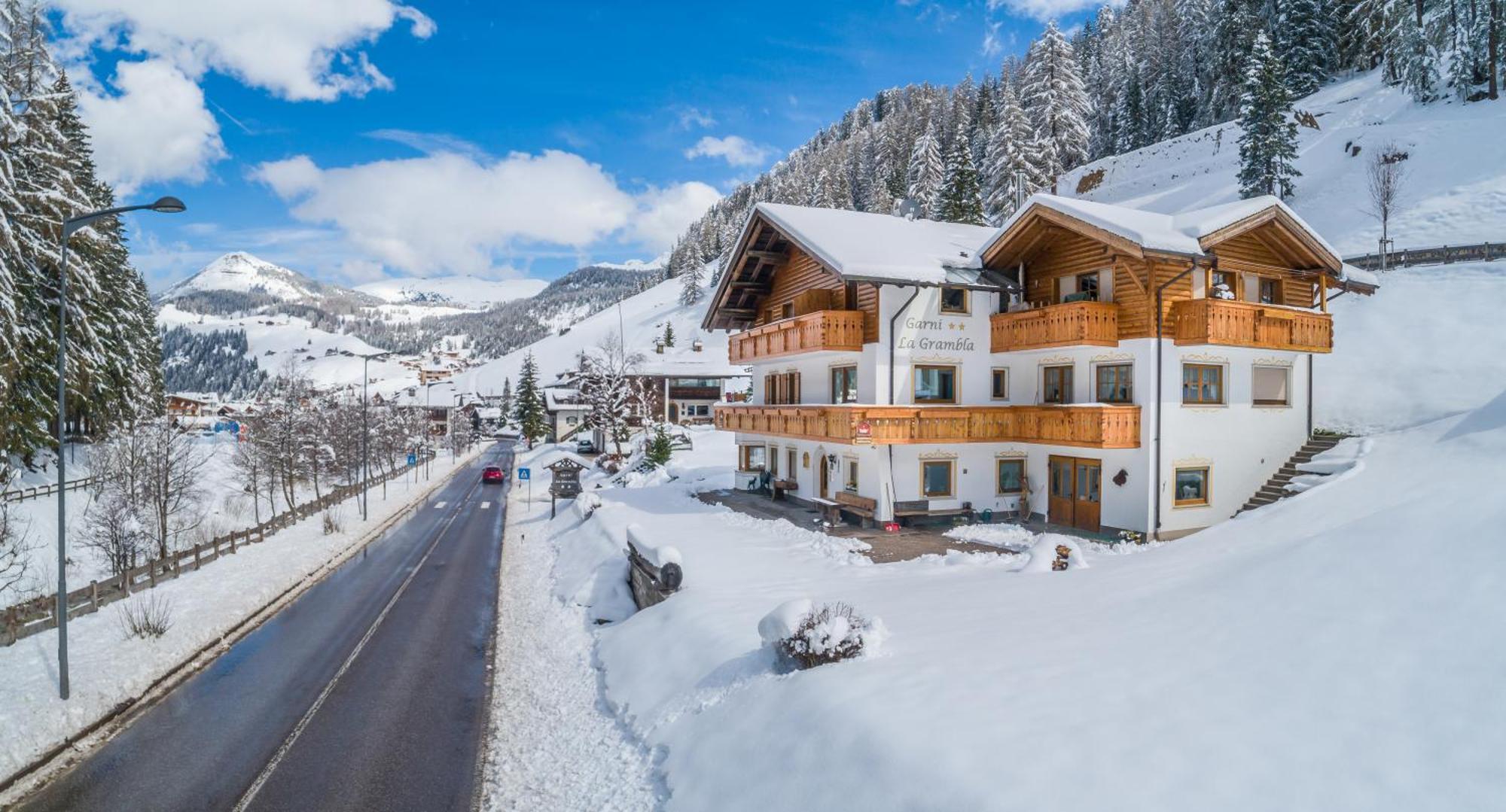 Hotel Garni La Grambla Selva di Val Gardena Exterior foto